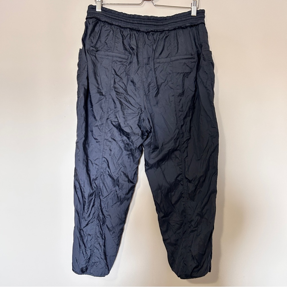 Free People Movement Tell Me About It Gray Nylon Cargo Jogger Crop Pants Sz L - Picture 7 of 13
